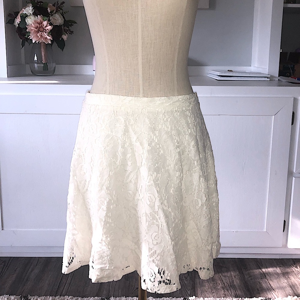 White lace skirt